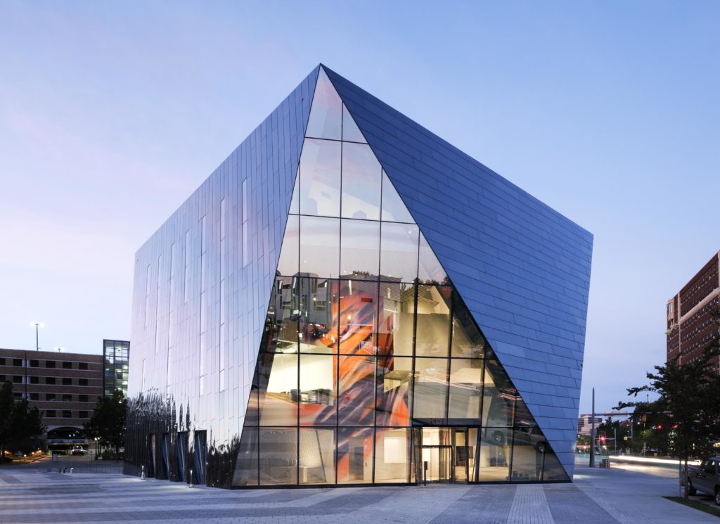 MOCA Exterior 1_Dean Kaufman